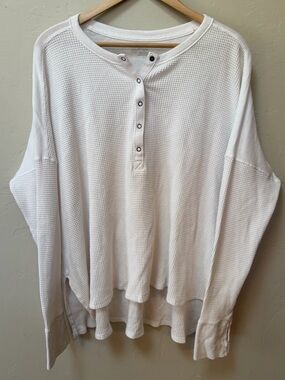 Aerie Offline White Waffle Knit Henley Hi Lo Long Sleeve Size XL